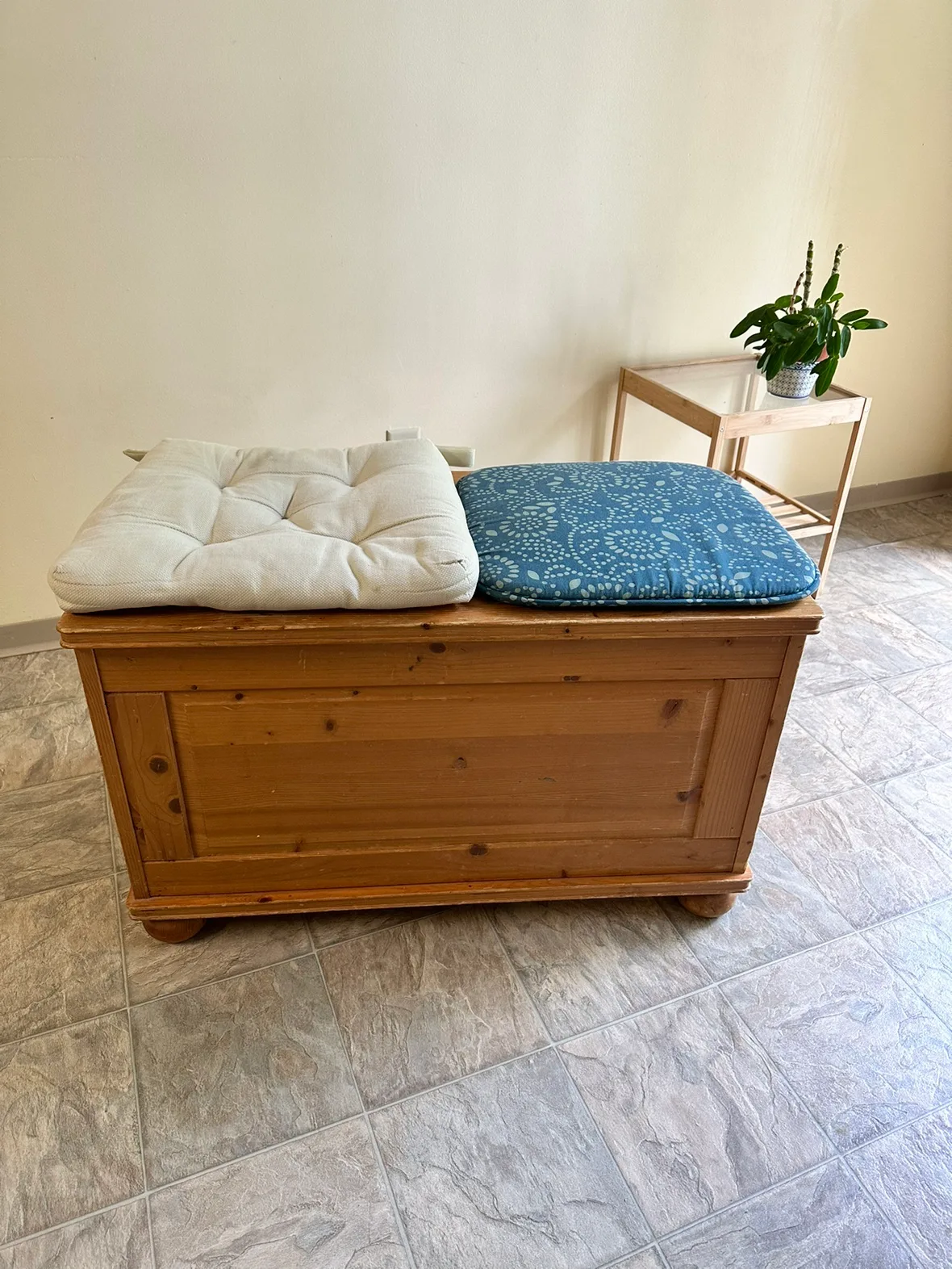 Wooden Storage Trunk image indicator(4)