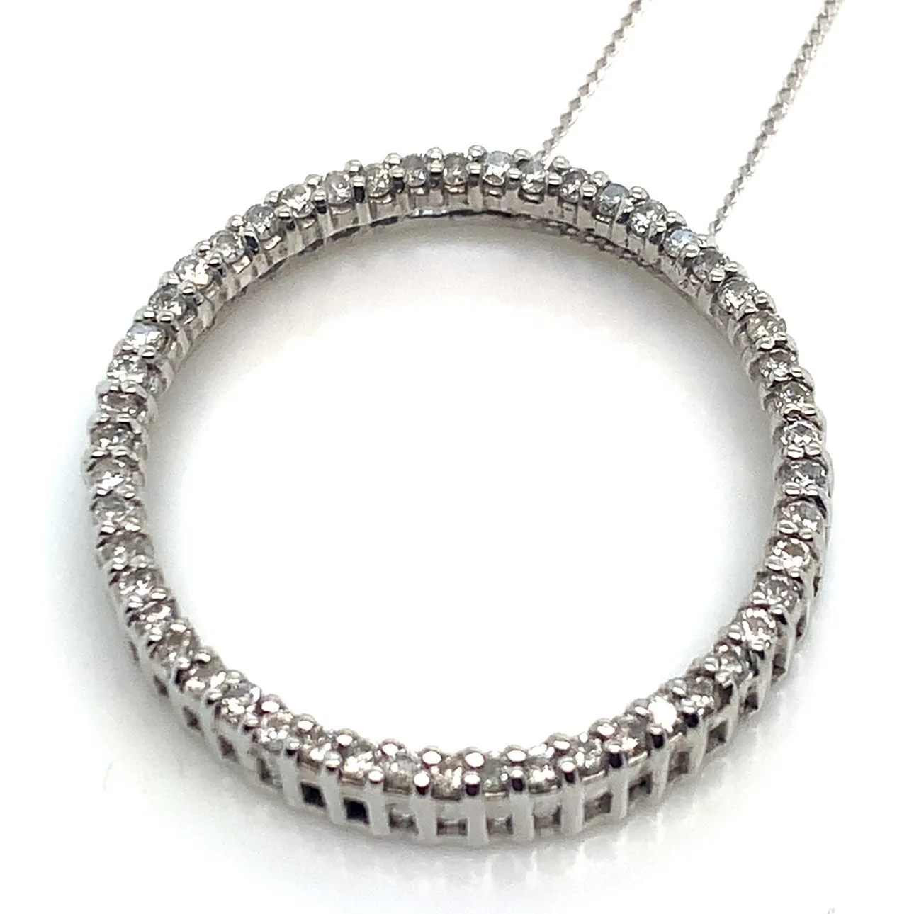 10kWG Diamond Eternity Circle Pendant Necklace 22” image indicator(2)
