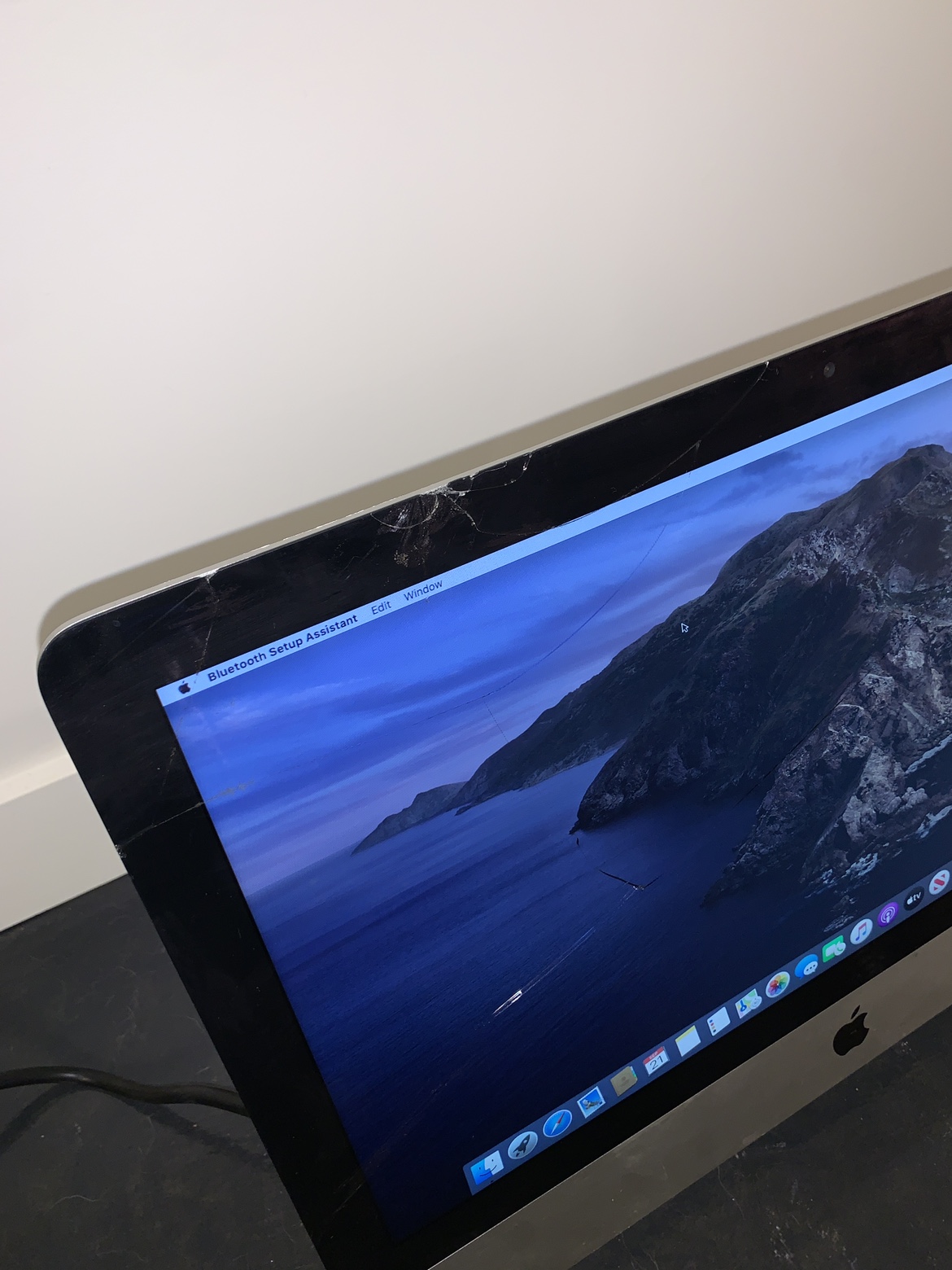 iMac 21.5” 3.1GHz i7 8GB RAM 1TB HDD CRACKED GLASS - photo 2