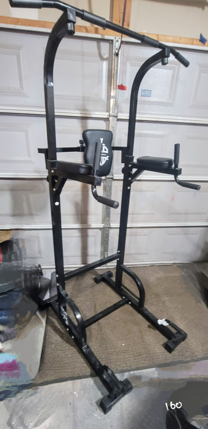 Pull Up Bar power tower