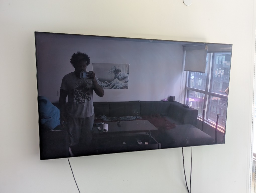LG C9 OLED 65" with wall mount - photo 2