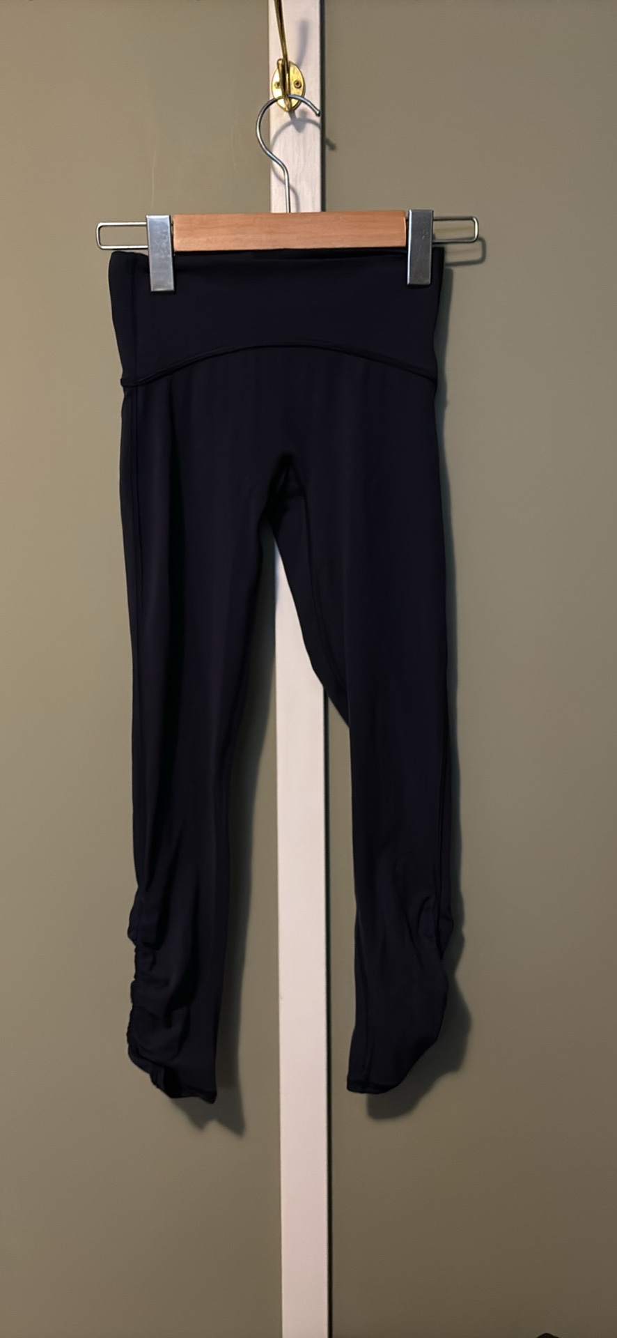Ivivva Size 8 Dark Blue Leggings