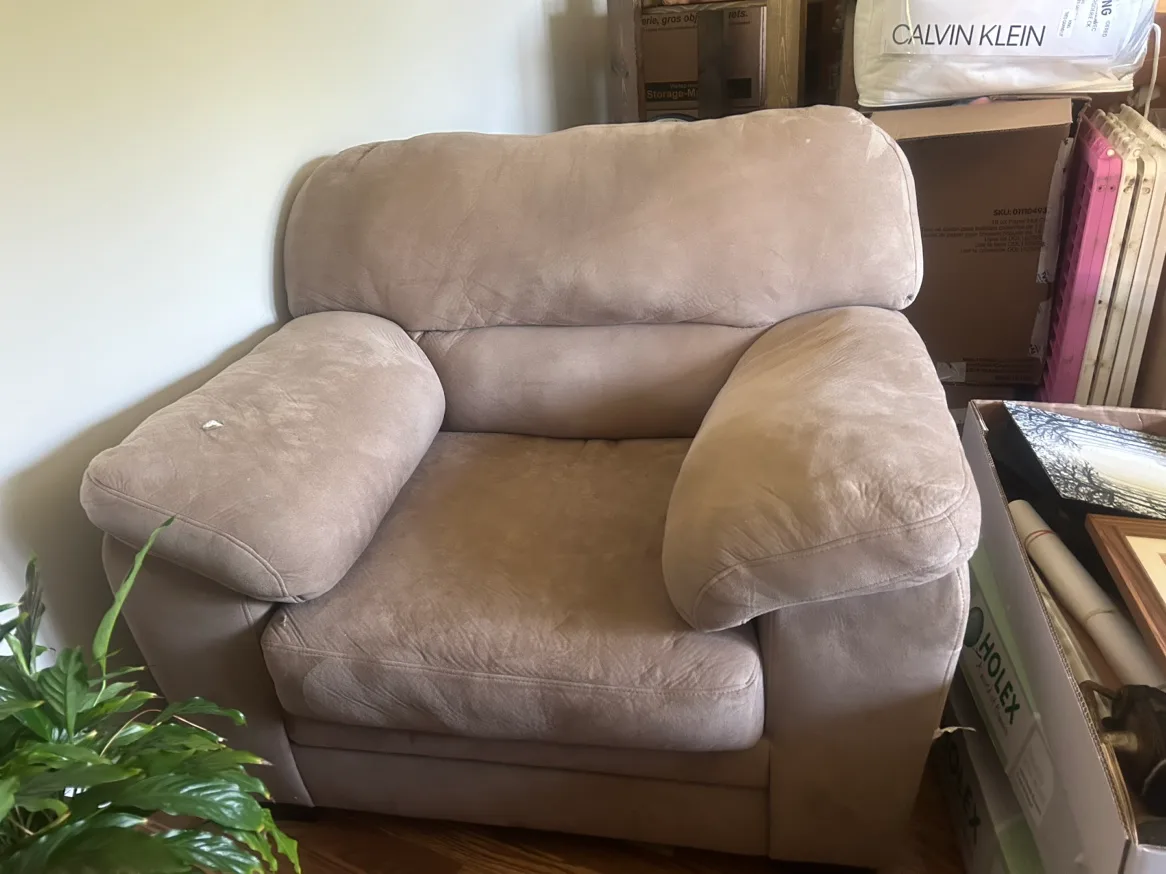 Brown Sofa and Armchair Set image indicator(3)