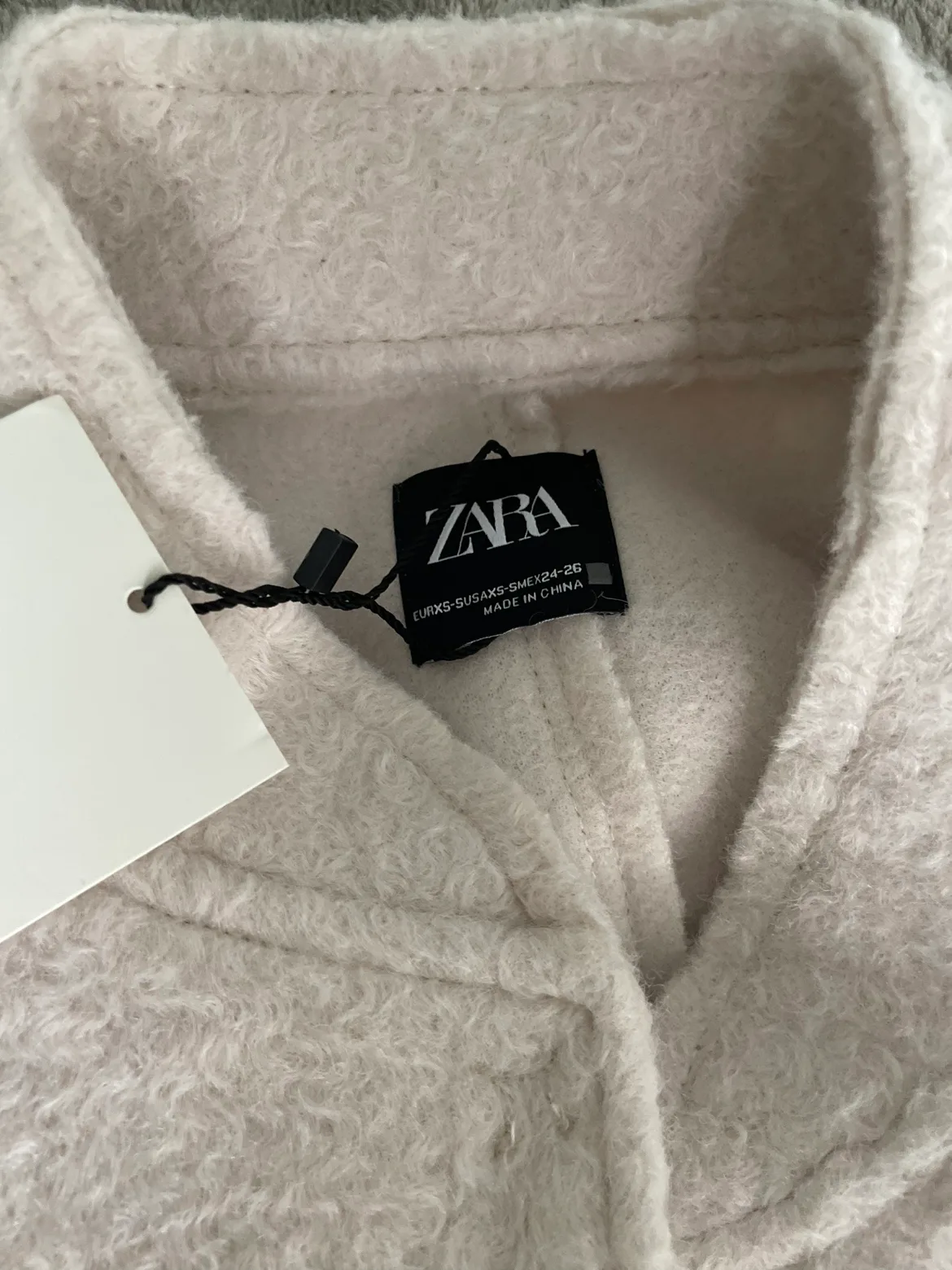 Brand new Zara Bomber Jacket (original price - 90$) image indicator(4)