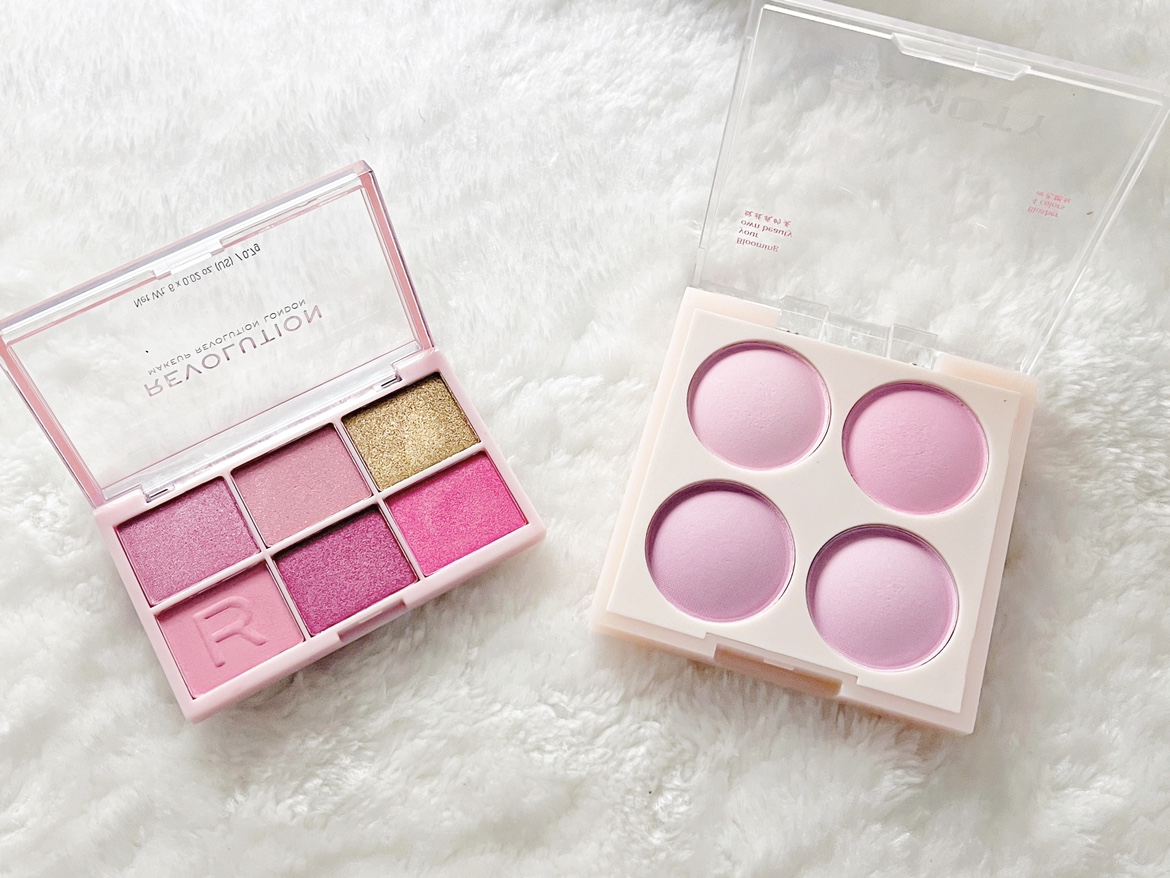 Eye Shadow Palette in a lump🧡