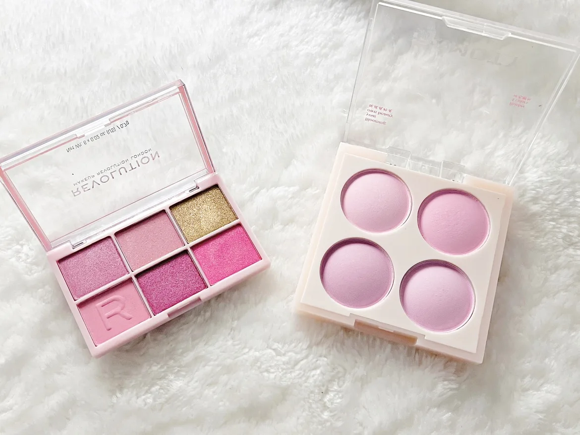 Eye Shadow Palette in a lump🧡 thumbnail