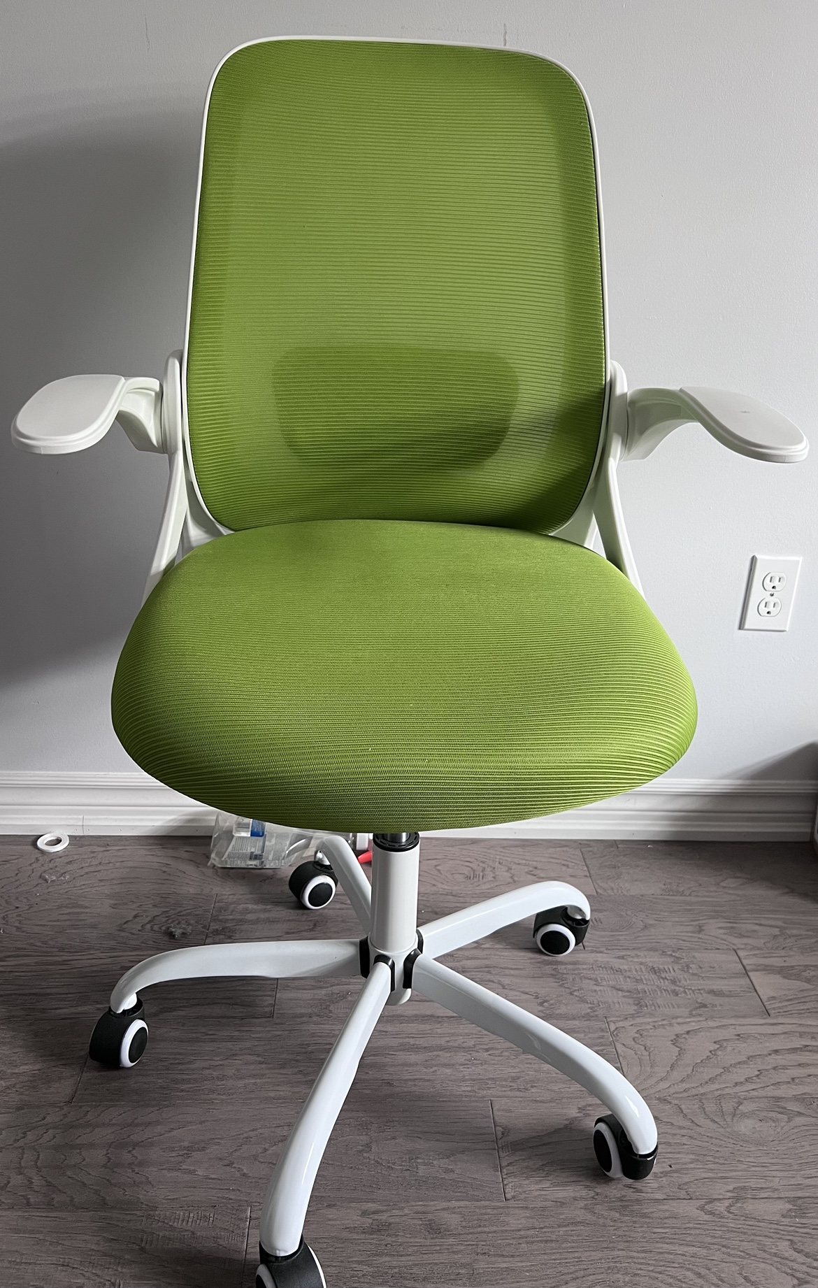 Green Mesh Office Chair - photo 5
