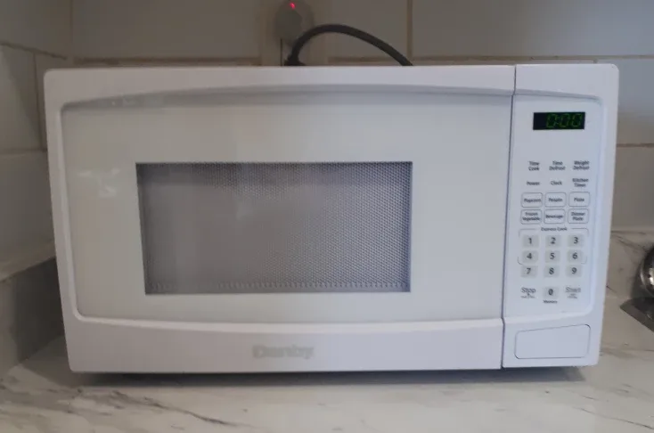 Danby Microwave thumbnail