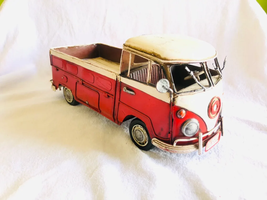 VOLKSWAGEN TOY PICKUP image indicator(8)
