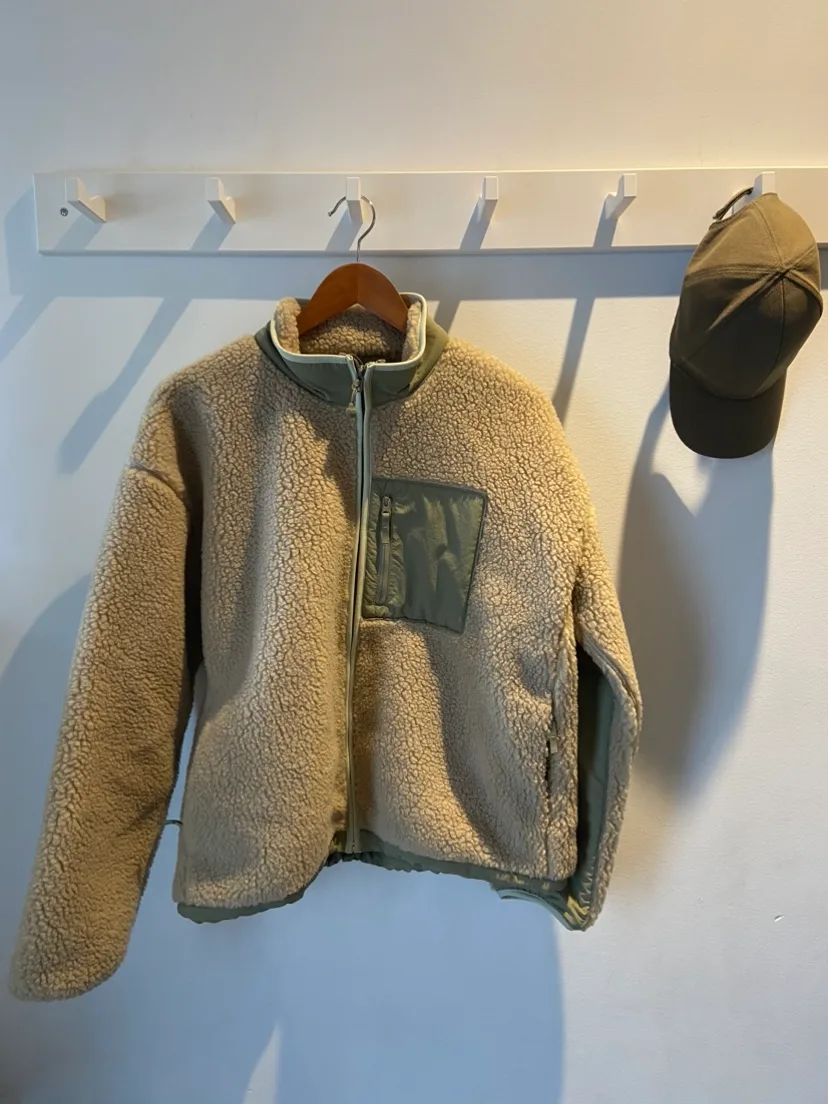 Aritzia TNAction Polar Fleece Zip Up (medium) thumbnail