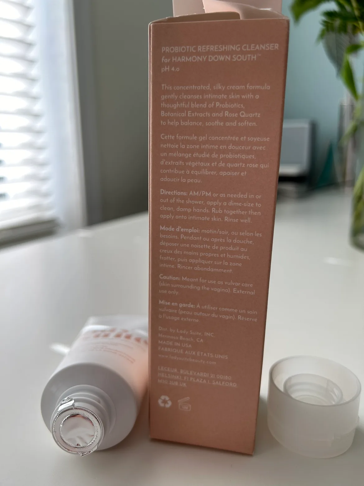 NEW. Lady Suite Probiotic Refreshing Cleanser 🧡 image indicator(3)