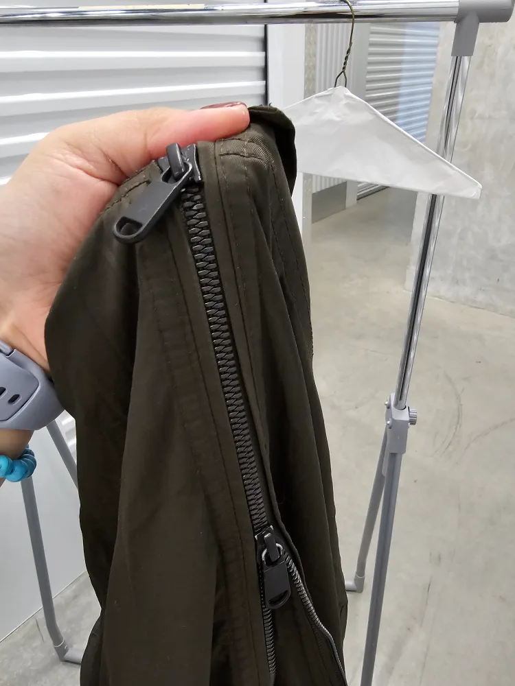 Green Rain Jacket - Babaton image indicator(7)