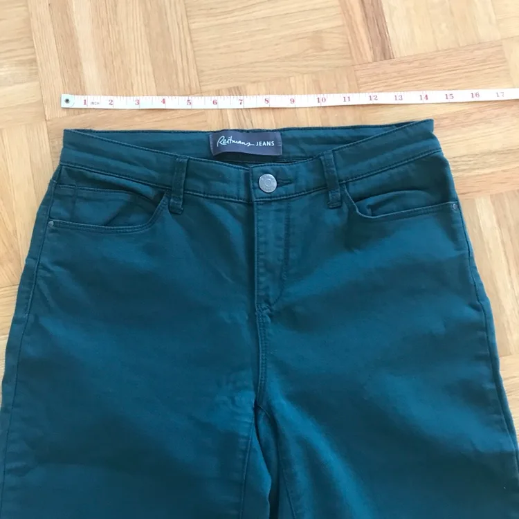 Reitmans Jeans - Green Jeans - Size 26 image indicator(2)