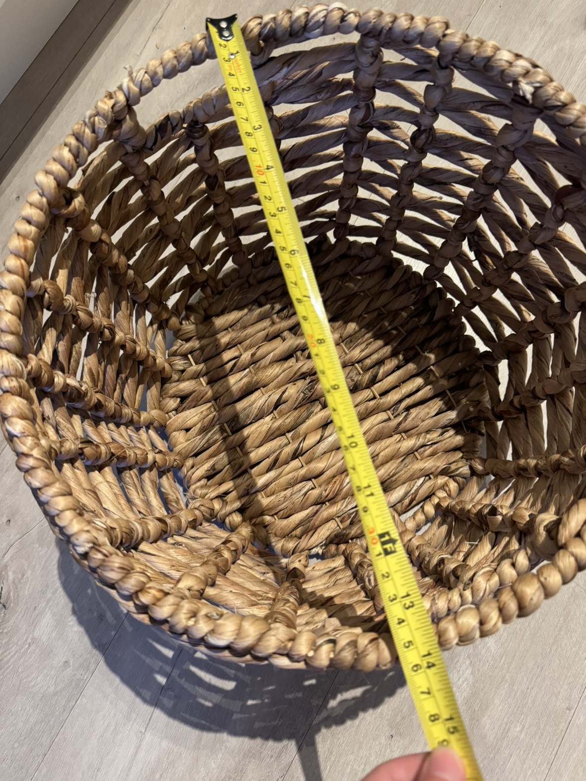 Seagrass woven Basket - photo 2