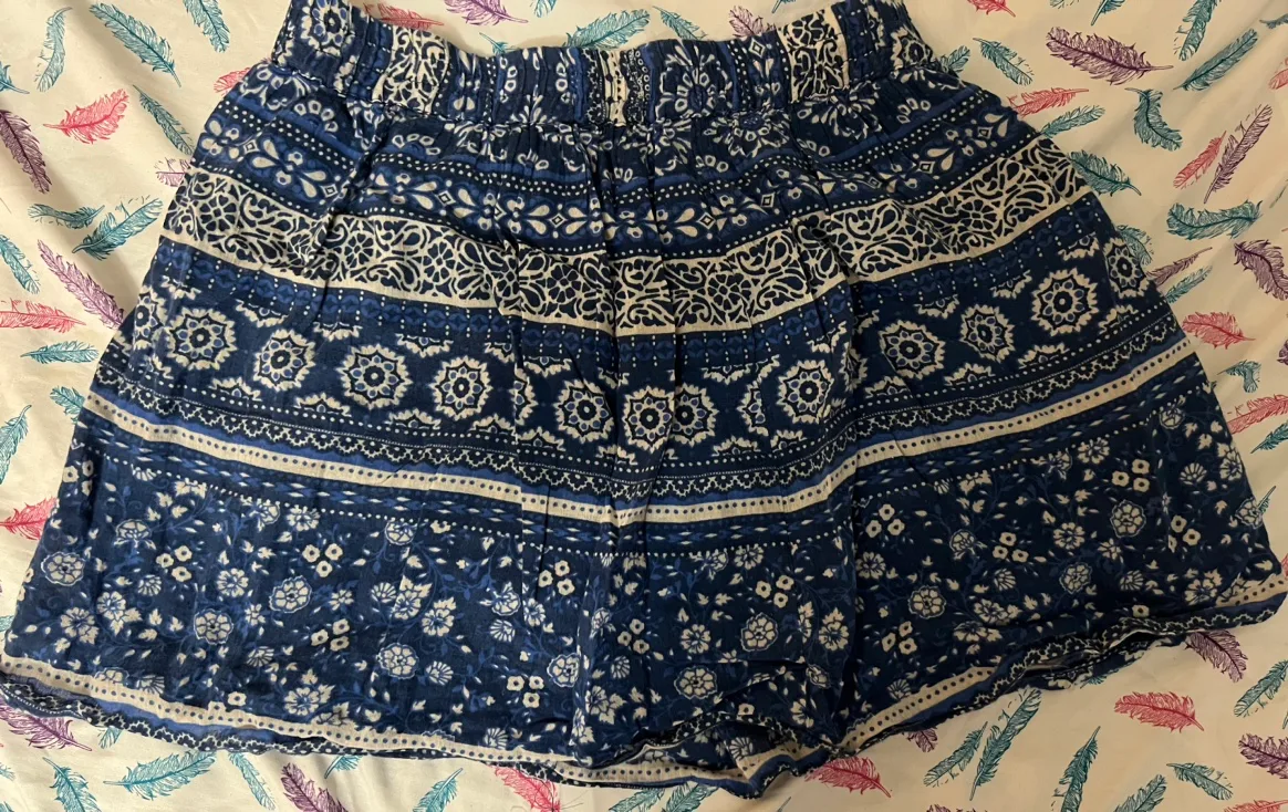Blue and White Print Skirt #freecycle thumbnail