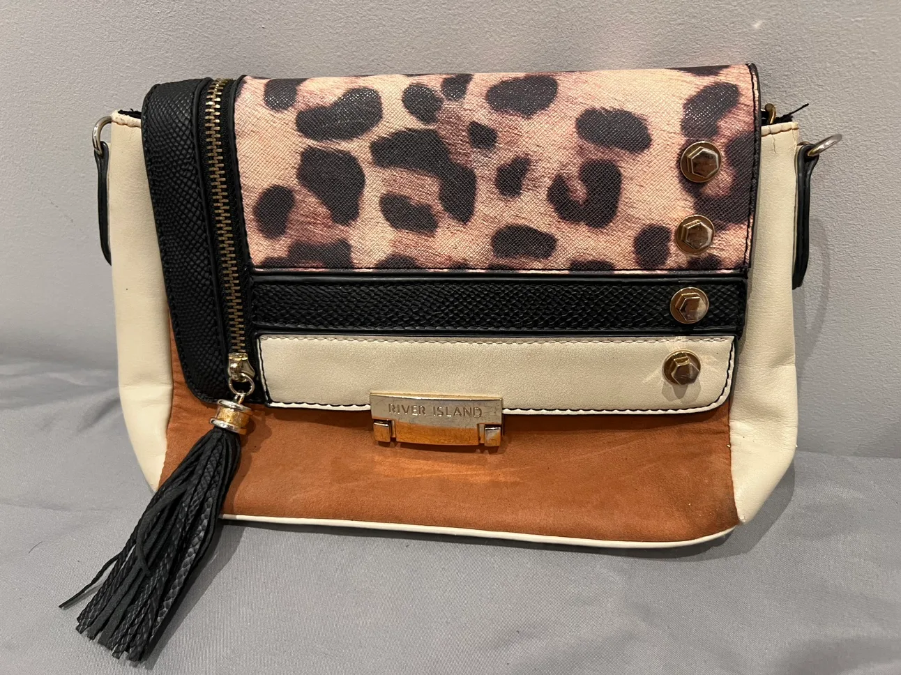 River Island Crossbody Bag thumbnail