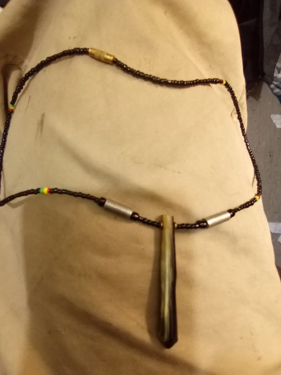 Black beaded necklace with pendant image indicator(3)