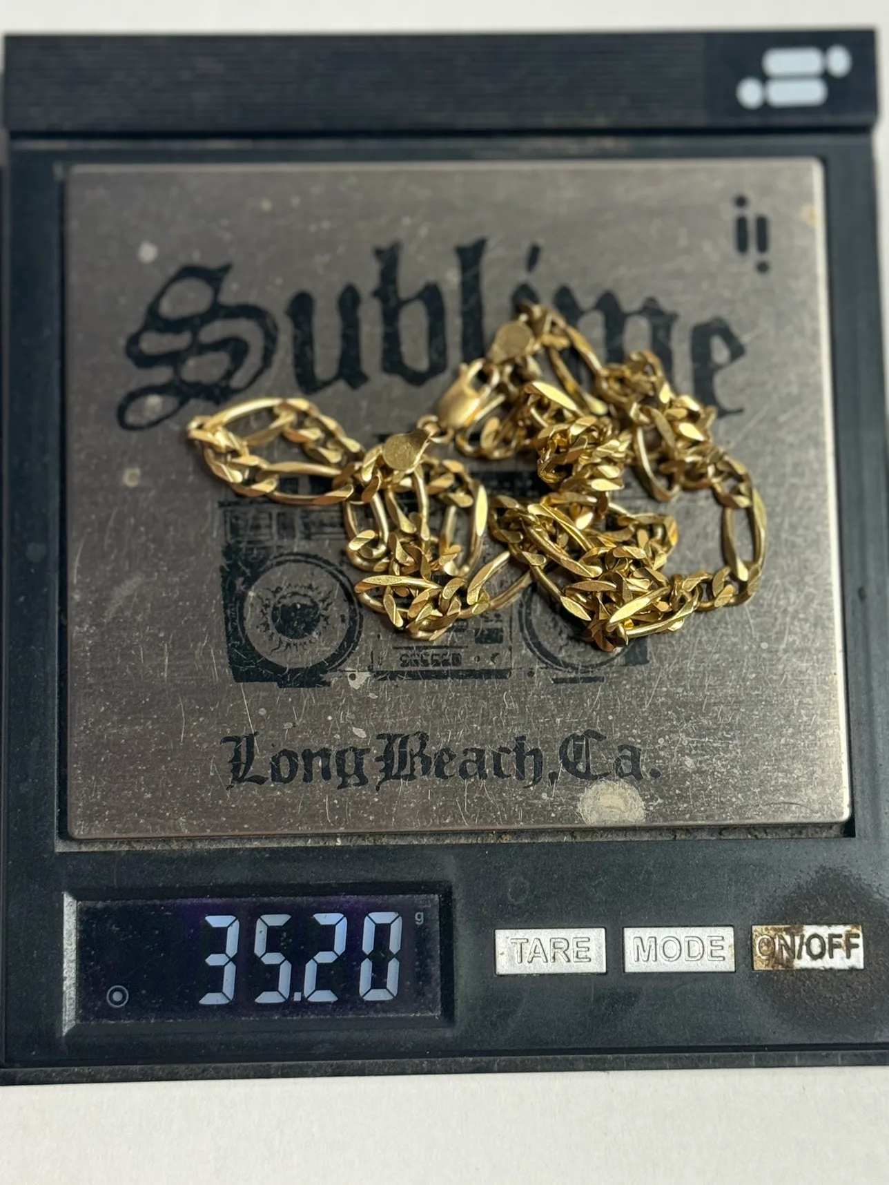 18k Gold Figaro Chain Necklace image indicator(3)