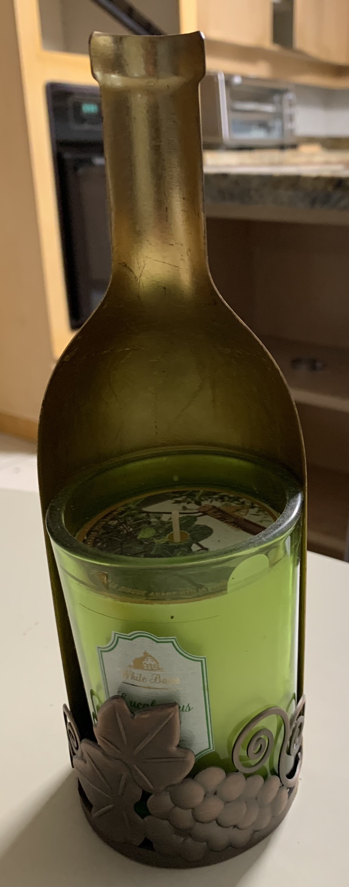 Candle holder