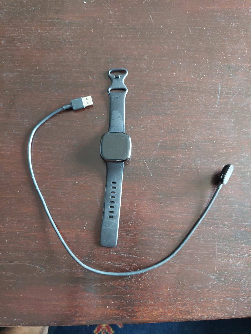 Fitbit Versa 3 - photo 2