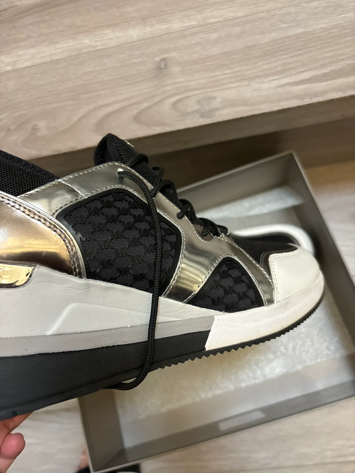 Michael Kors Sneakers image indicator(4)