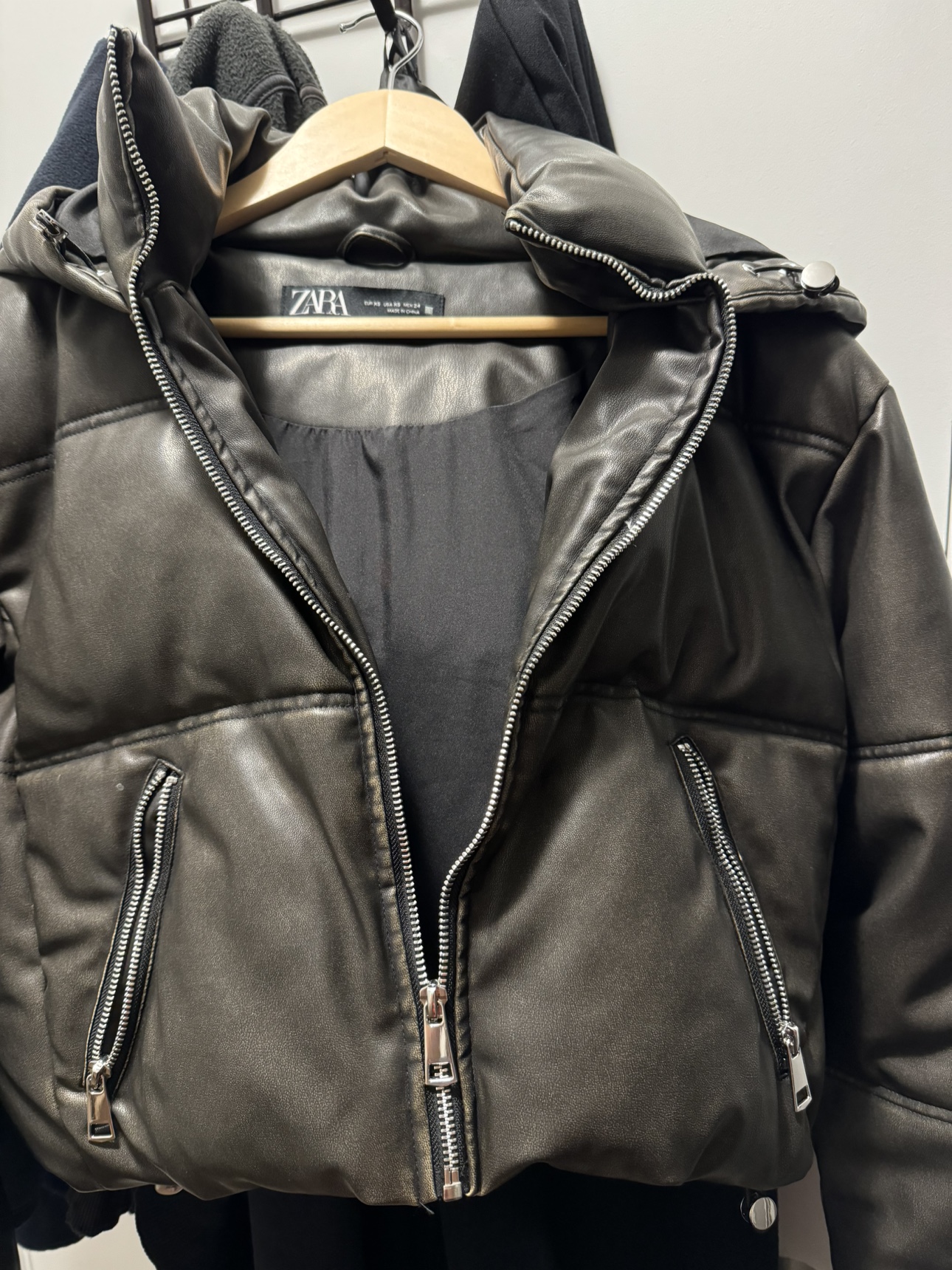 Zara Faux Leather Cropped Puffer Anorak - photo 3