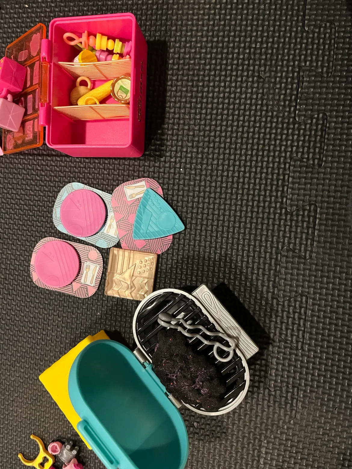 LOL Surprise! OMG Glamper Van Playset 4-1 image indicator(7)