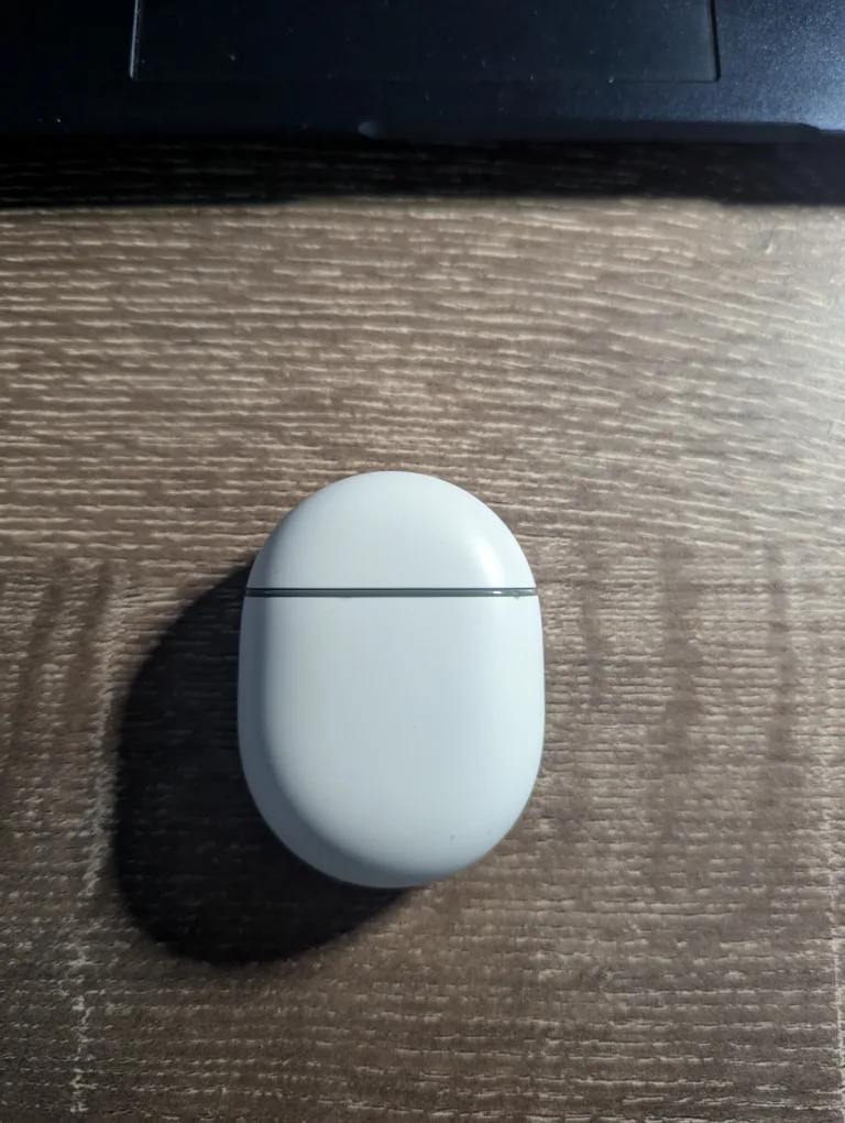 Google Pixel Buds A-Series Wireless Earbuds thumbnail