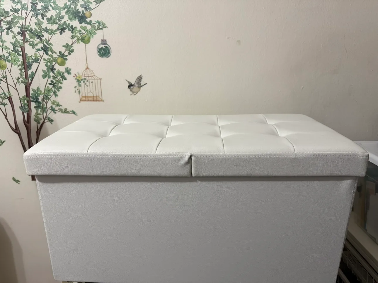 White Storage Ottoman image indicator(5)