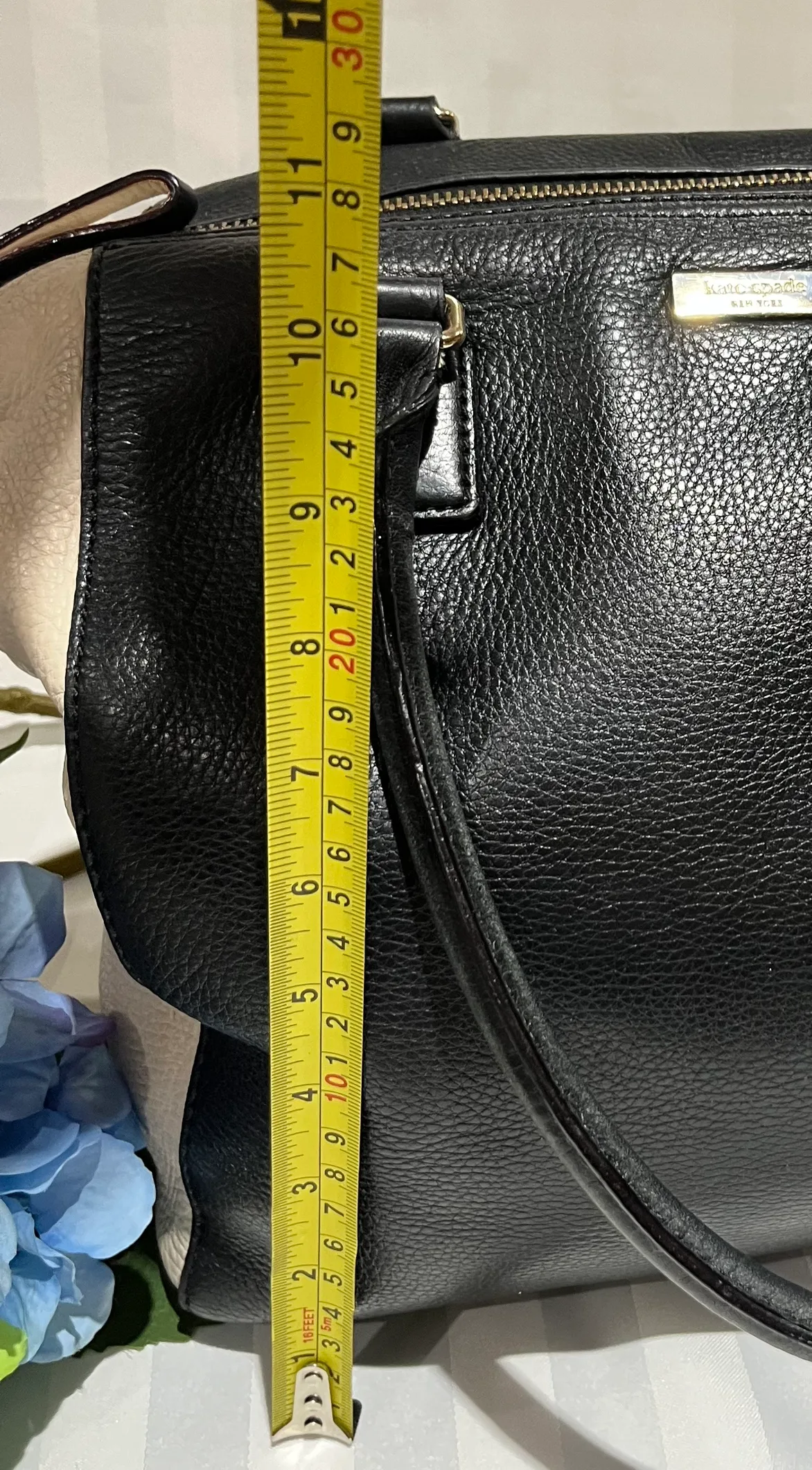 Kate Spade Large Leather Bag image indicator(8)