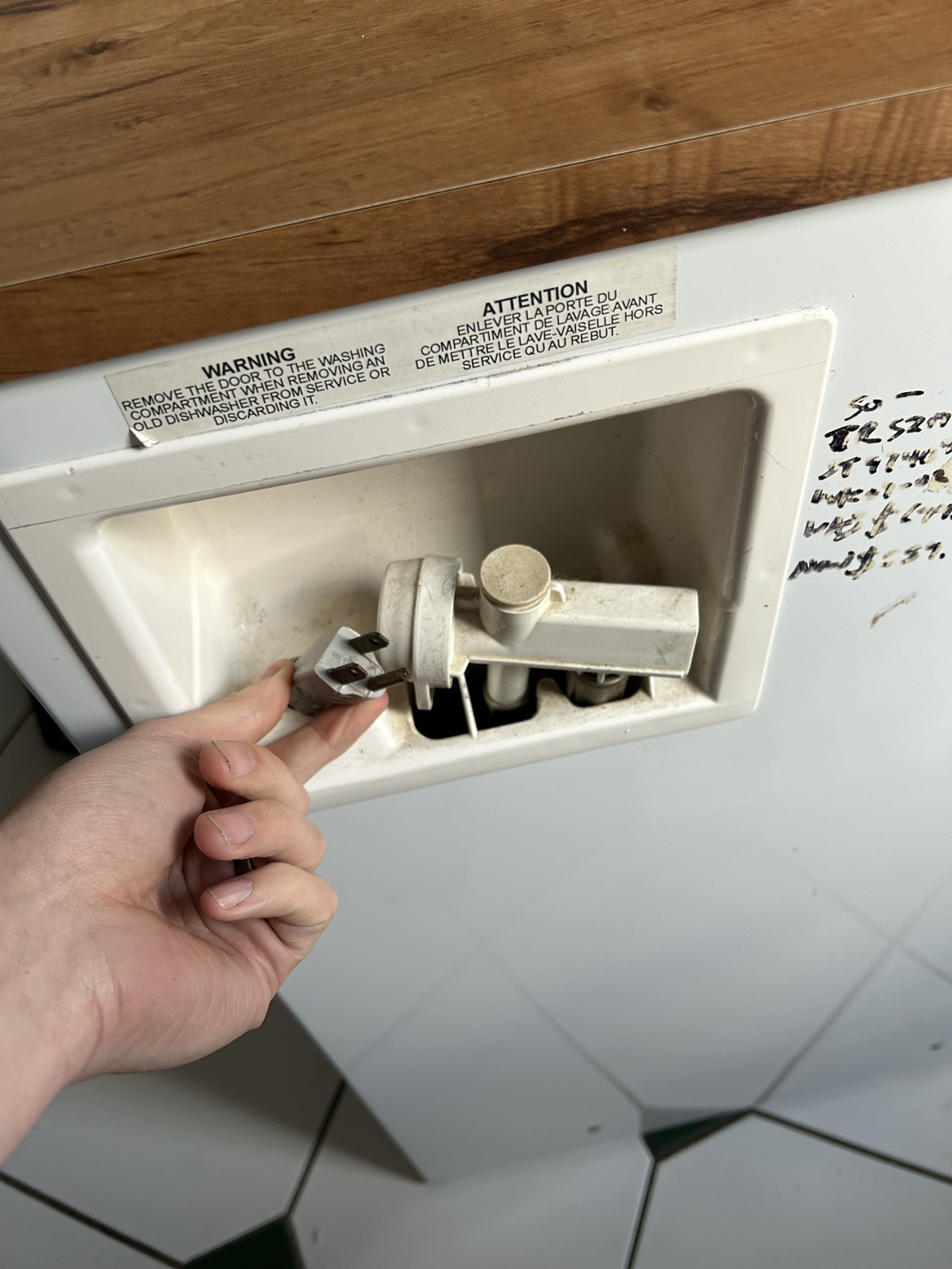 Maytag Performa Portable Dishwasher - photo 4