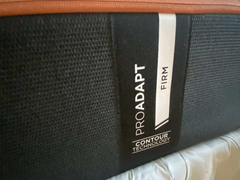 Tempur-Pedic ProAdapt Firm Mattress - Queen size - photo 3