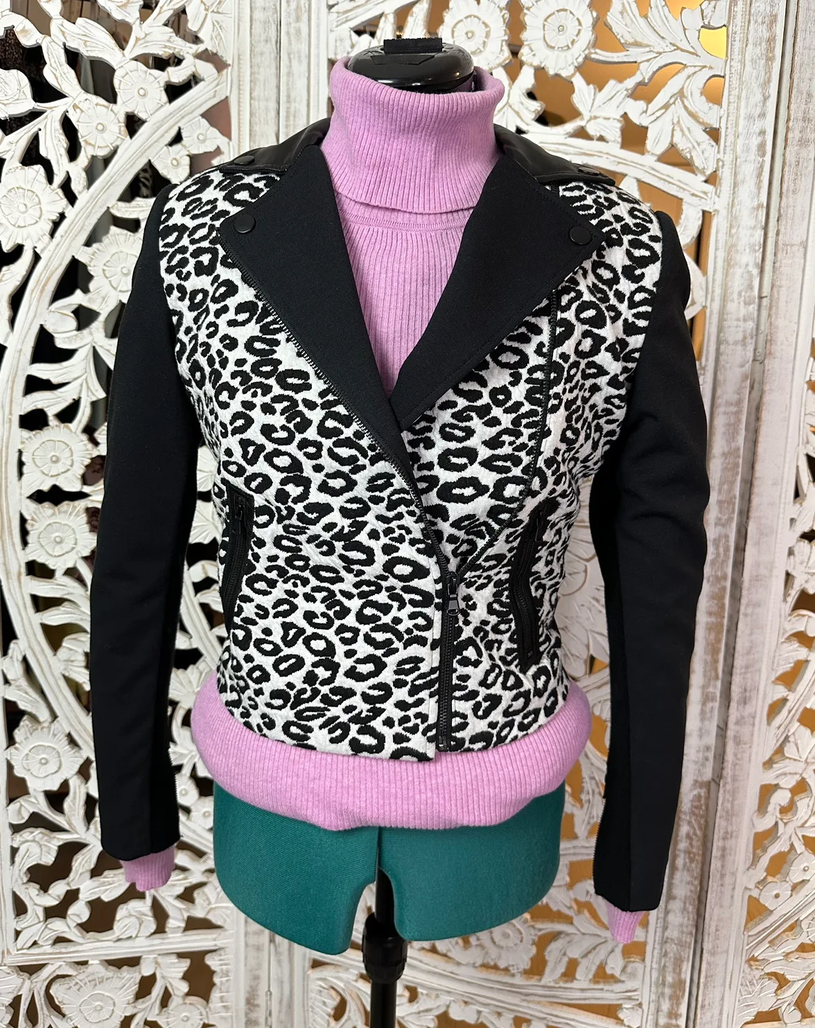 🧡 $695 NWOT Rebecca Taylor Sz 0 XS S leopard Moto Jacket Leather image indicator(2)