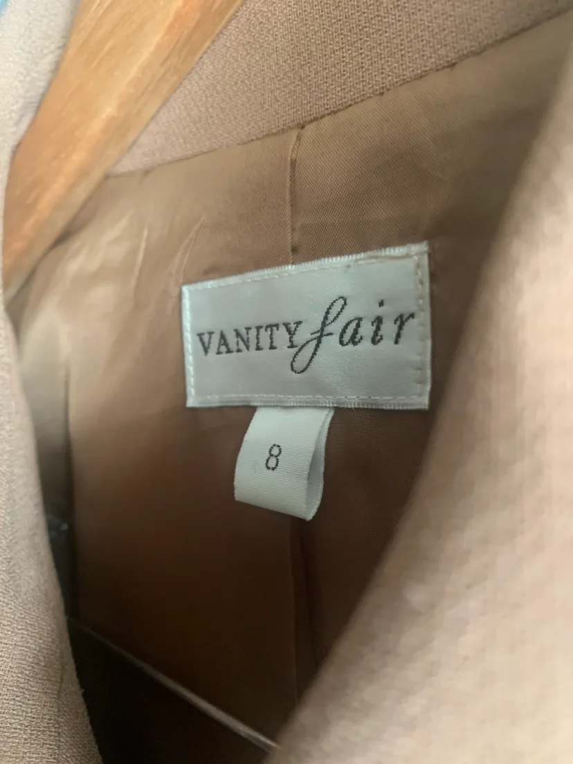 Beautiful Jackets & Skirt 🥕🥕🥕🥕 image indicator(4)