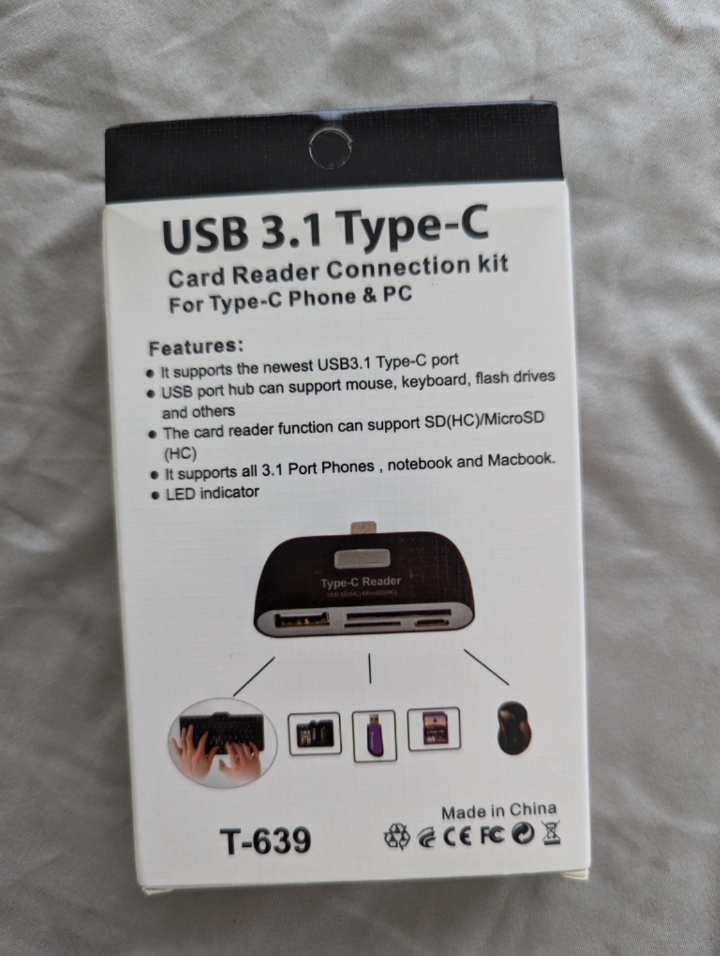 USB 3.1 Type-C Card Reader Hub - photo 2