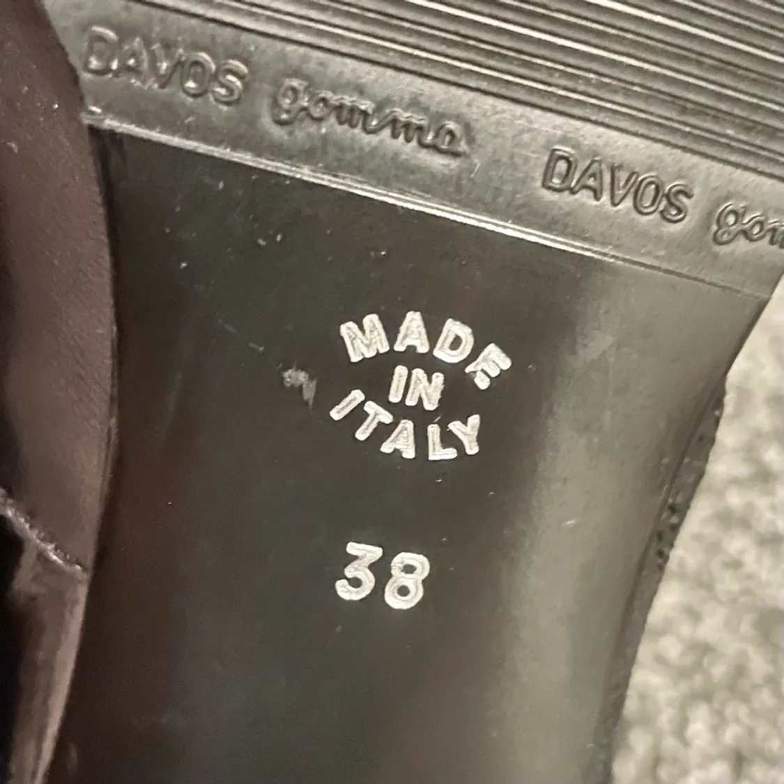 Pierjordano Beautiful Italian Made Ankle Boots image indicator(9)