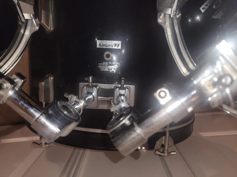 Make an offer!!! 5 piece Westbury Drum Set image indicator(4)