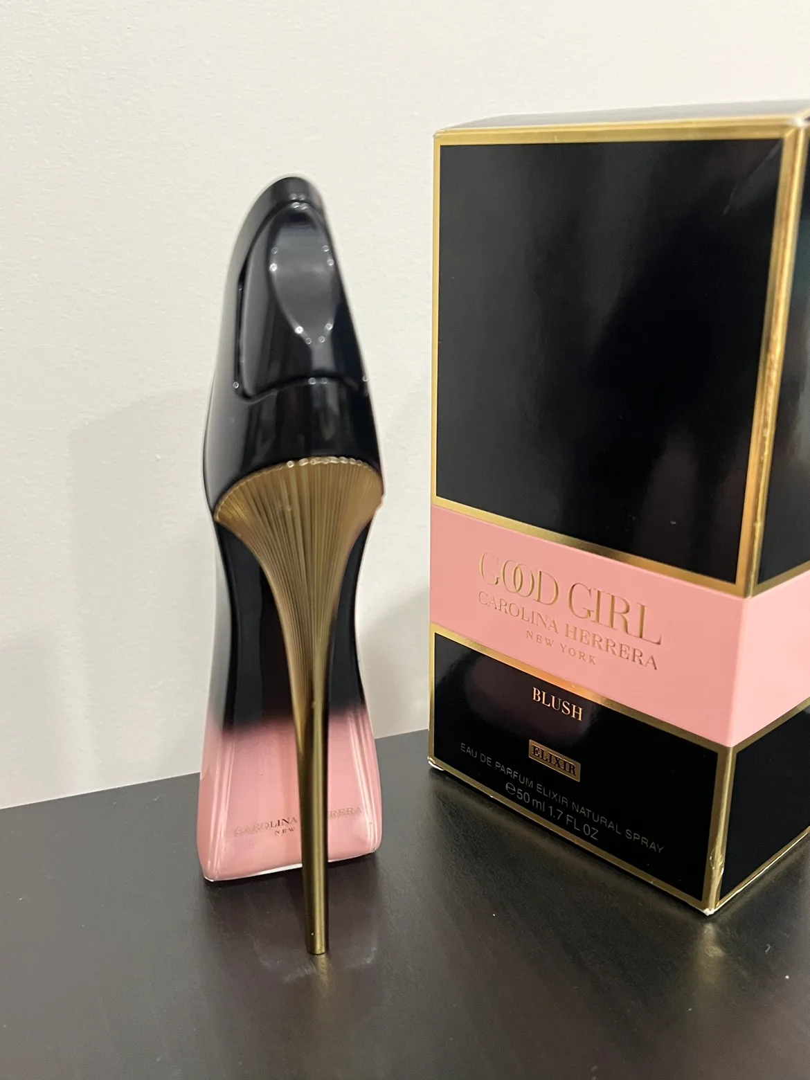 Carolina Herrera Good Girl Blush Elixir Perfume image indicator(2)