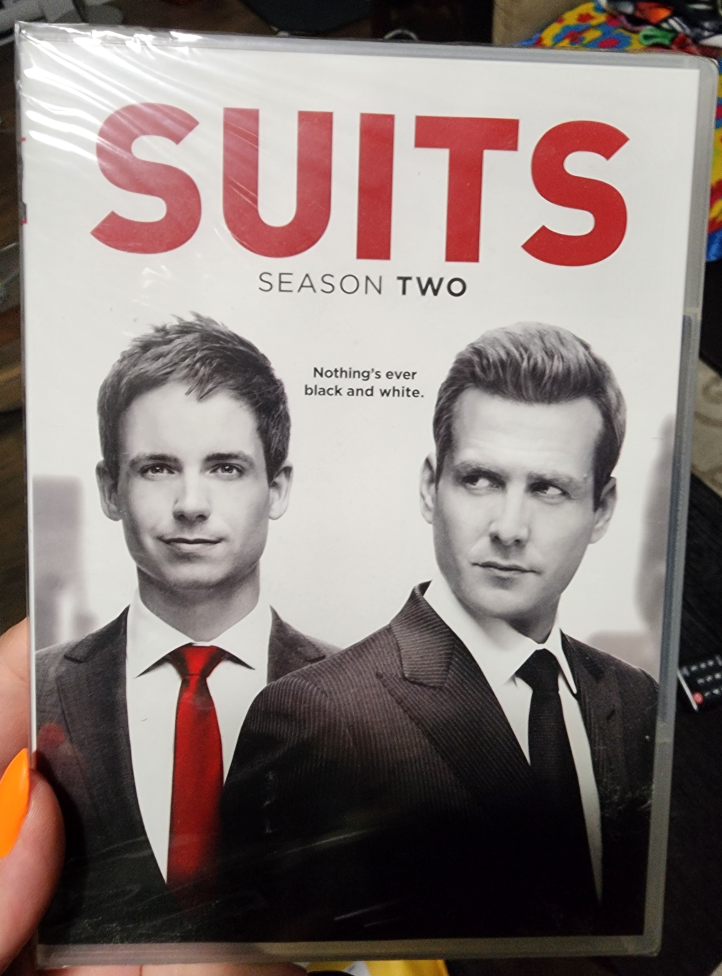 Suits Season Two DVD