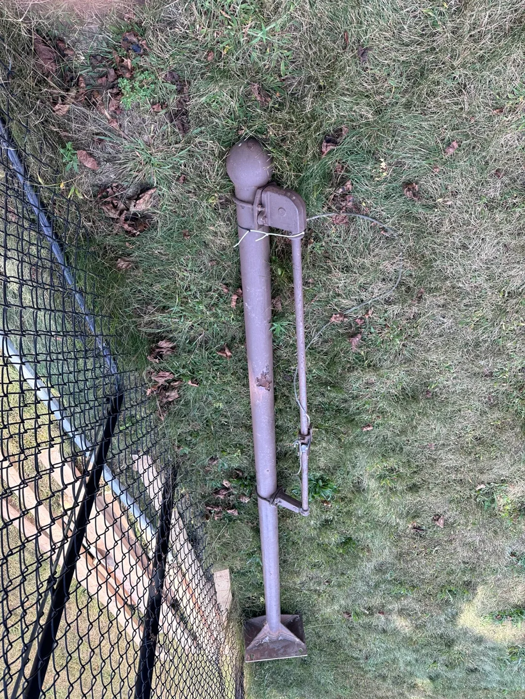 Outdoor Clothesline two metal poles image indicator(3)