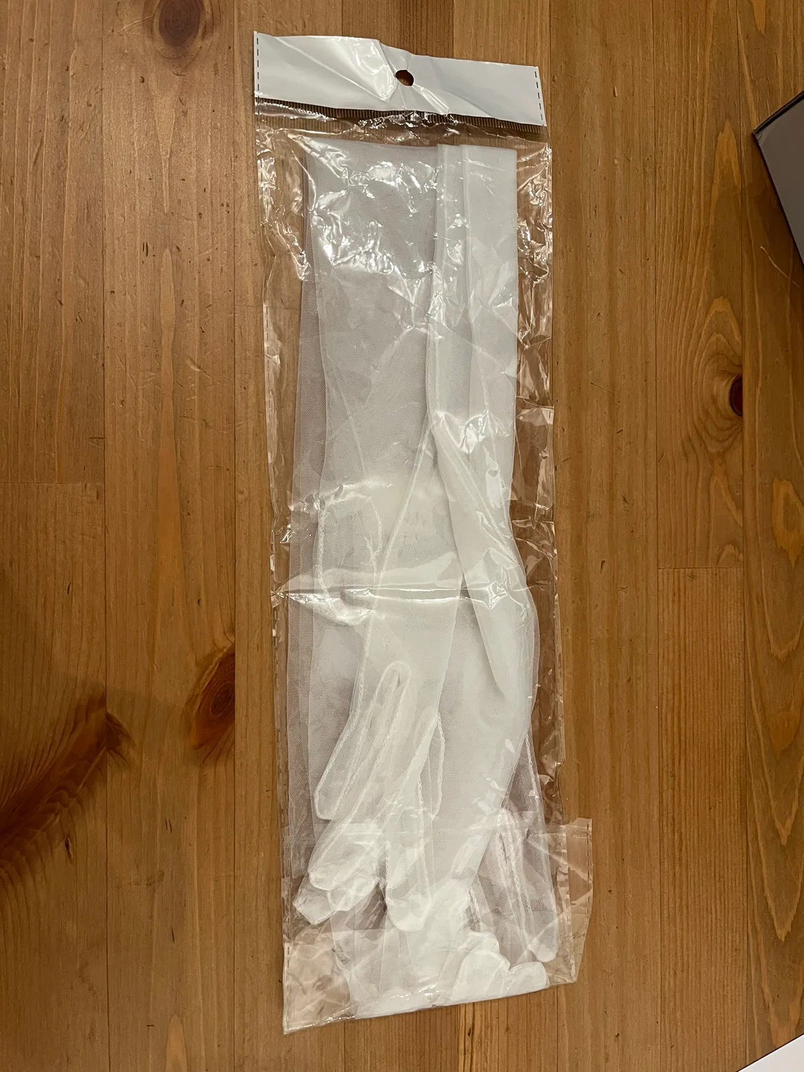 Long White Gloves image indicator(5)