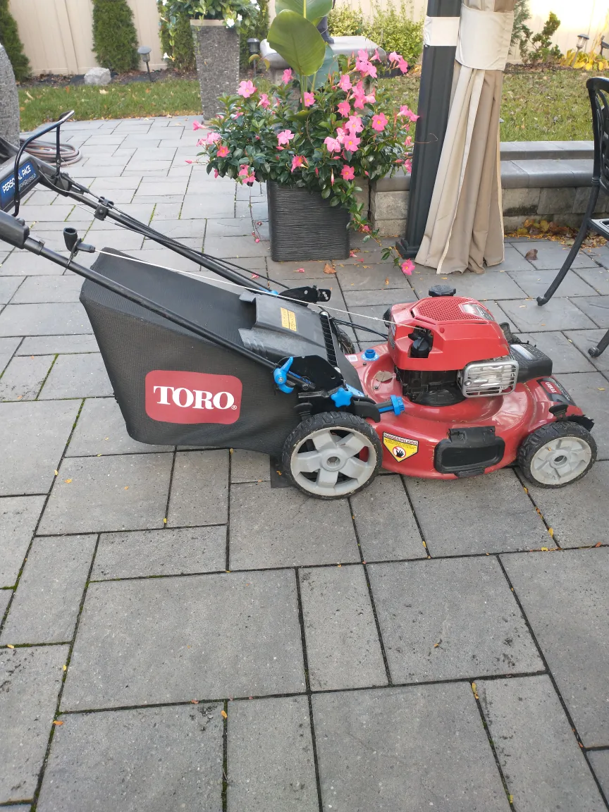 Toro Recycler 22-inch 150cc Gas Lawn Mower image indicator(9)