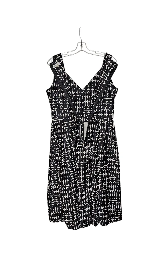 Calvin Klein Black and White Geometric Print Fit and Flare Dress image indicator(3)
