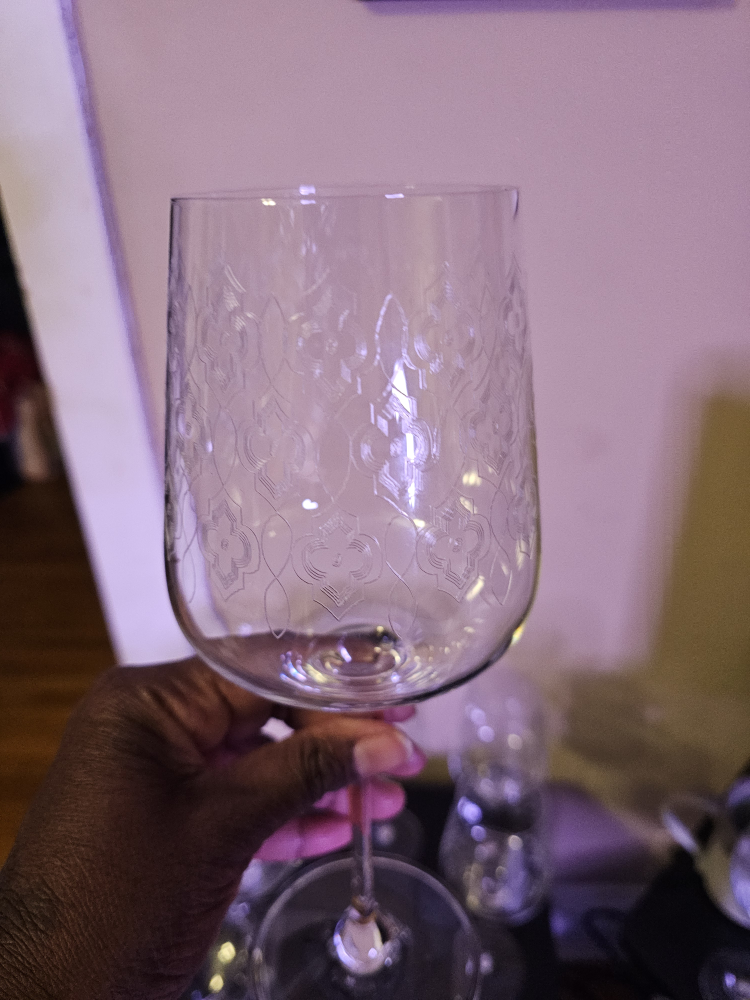 Set of 4 Etched Wine Glasses - photo 3