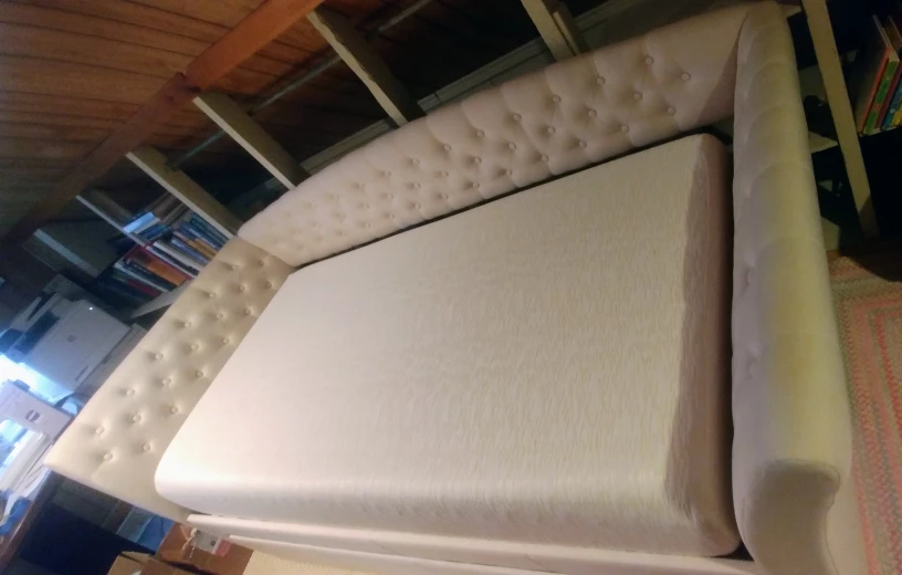 Tufted Daybed with Pull-Out Trundle - photo 4