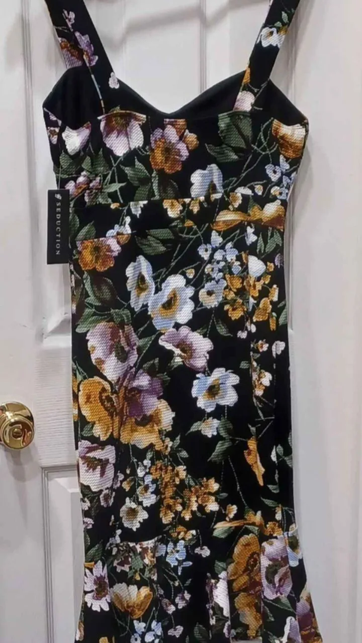 Floral Print Dress with Tag image indicator(4)