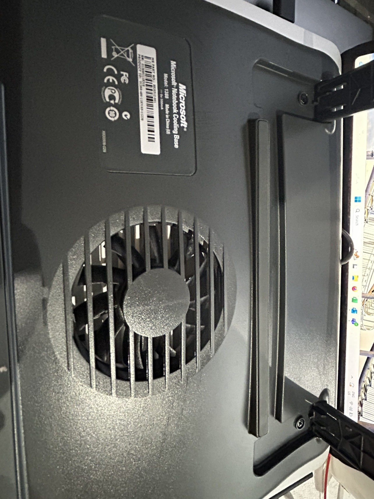 Microsoft Notebook Cooling Base - photo 2