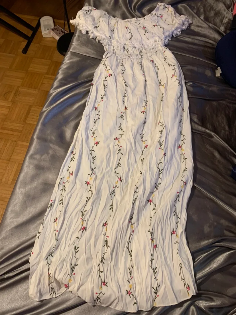Floral Maxi Dress thumbnail