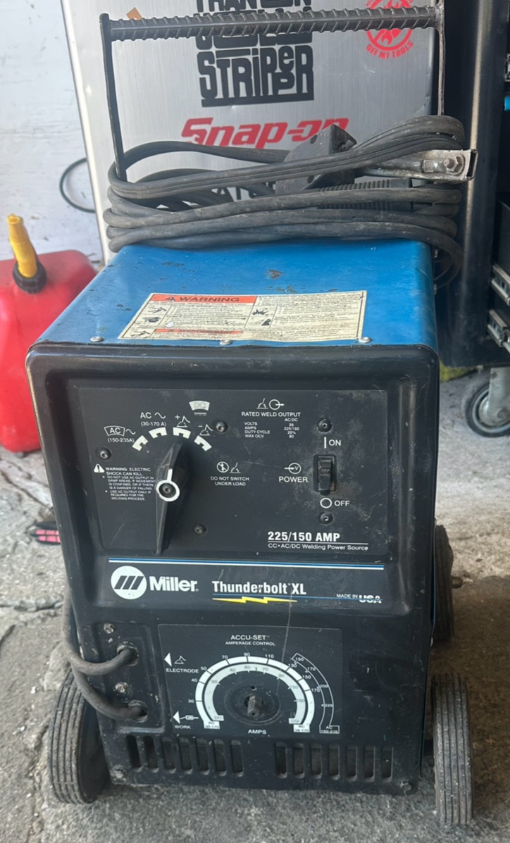 Miller thunderbolt XL