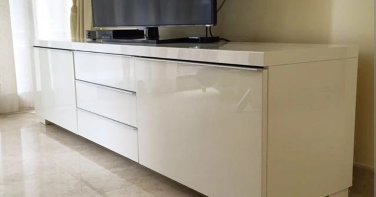 IKEA BESTÅ BURS TV Stand/bench - high-gloss white | Karrot IKEA BESTÅ BURS TV Stand/bench - high-gloss white | Karrot